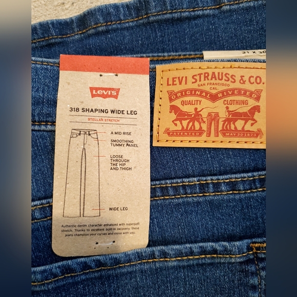 Levi's Women's 318 Shaping Jeans Nwt 30 X 31 - Picture 3 of 4
